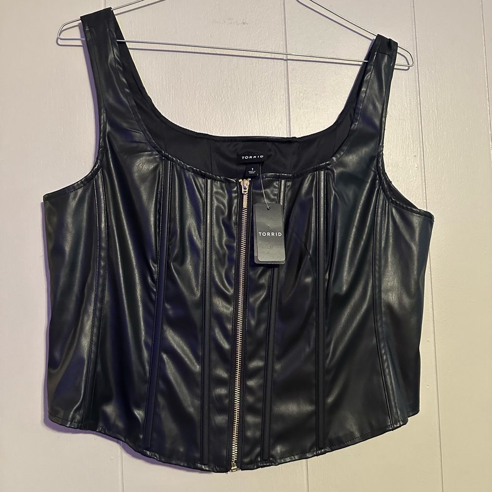 TORRID FAUX LEATHER CORSET NWT